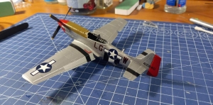 1674558222-p-51-mustang-stavba-d